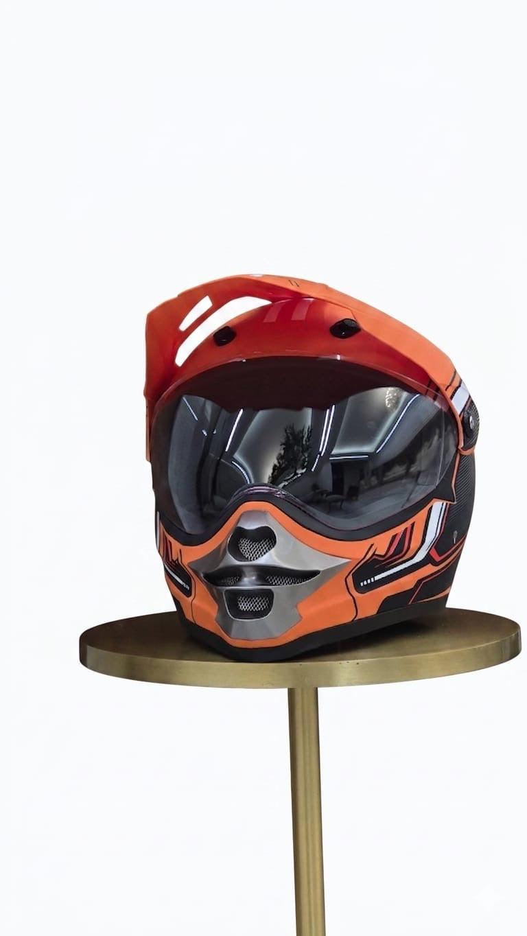 Dirtbike helmet with visor